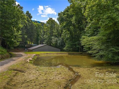 175 And 230 Sheets Farm Road Bakersville NC 28705
