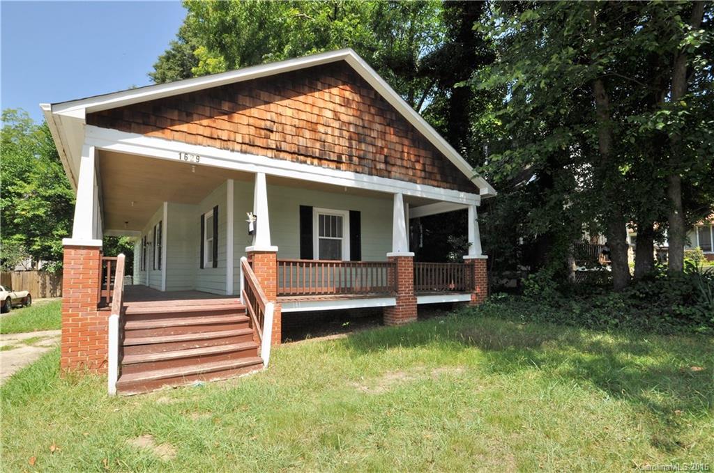 1629 Hawthorne Lane Charlotte NC 28205