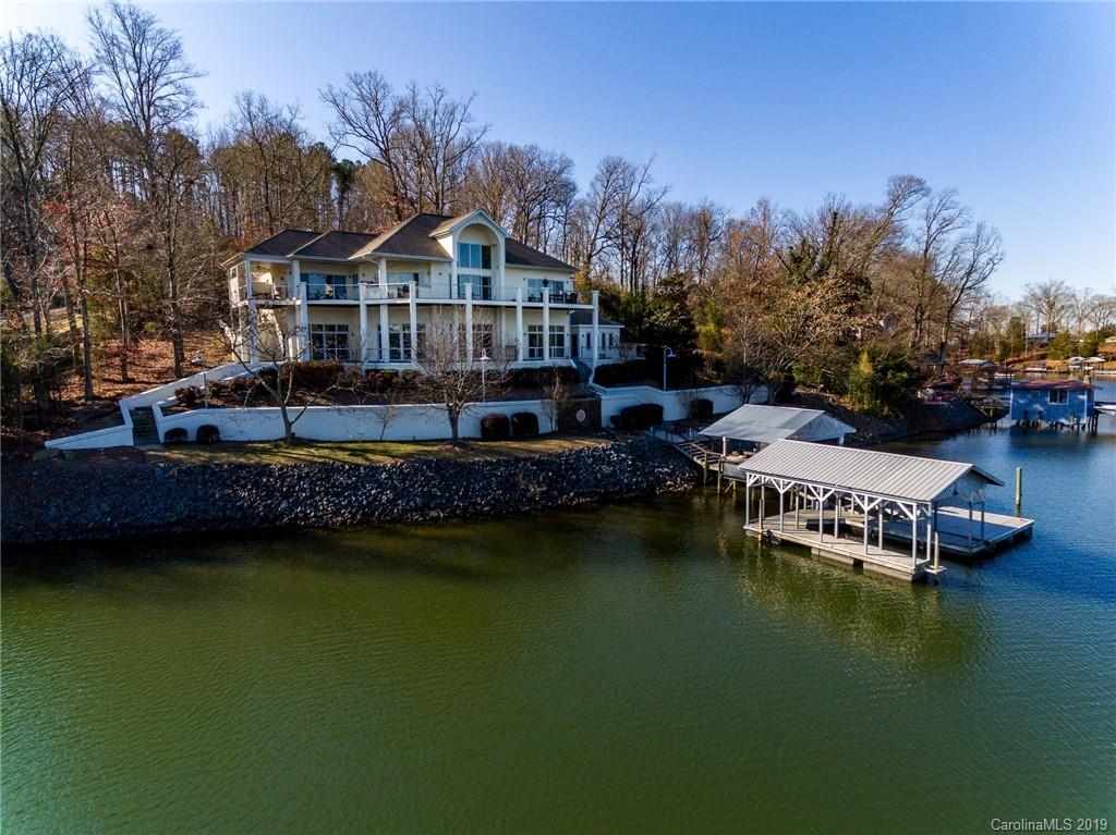 16114 Tinnahinch Road Charlotte NC 28278