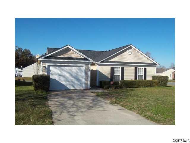 7037 Breeders Cup Circle Charlotte NC 28215