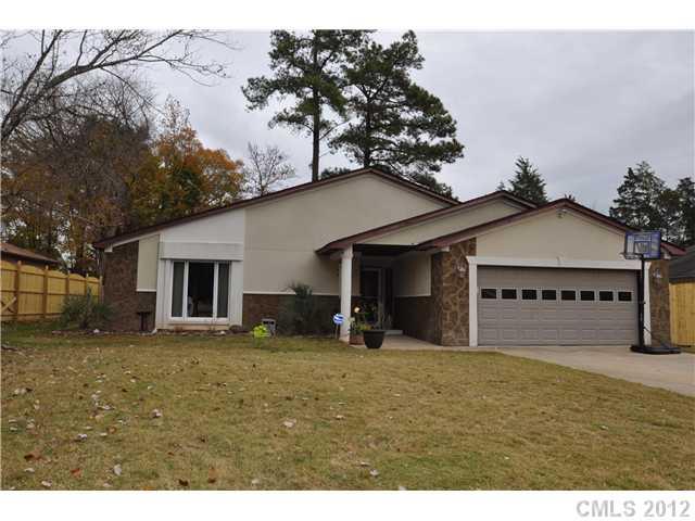 6716 Stillmeadow Drive Charlotte NC 28277