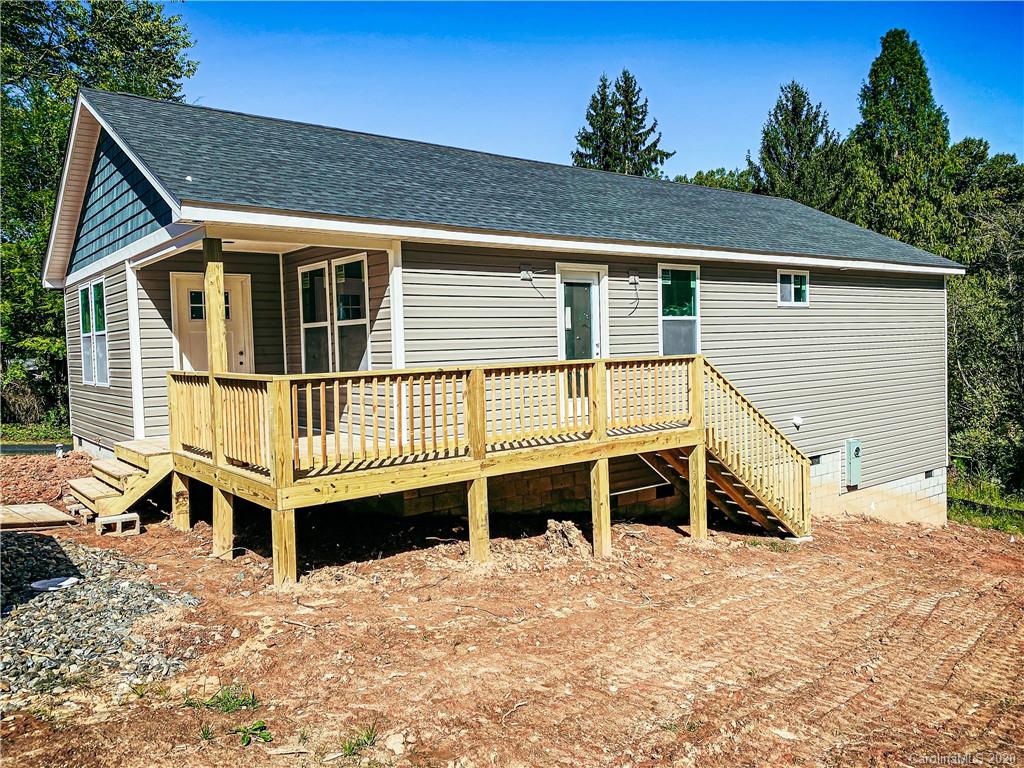 316 Pritchard Road Candler NC 28715