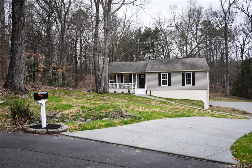 11805 Tall Oak Place Charlotte NC 28226