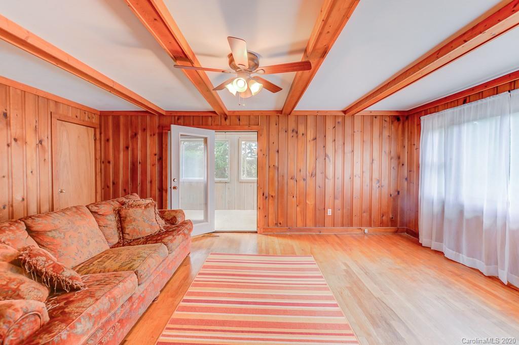 66 Hawthorne Drive Brevard NC 28712
