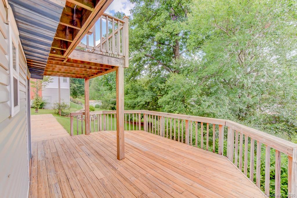 66 Hawthorne Drive Brevard NC 28712
