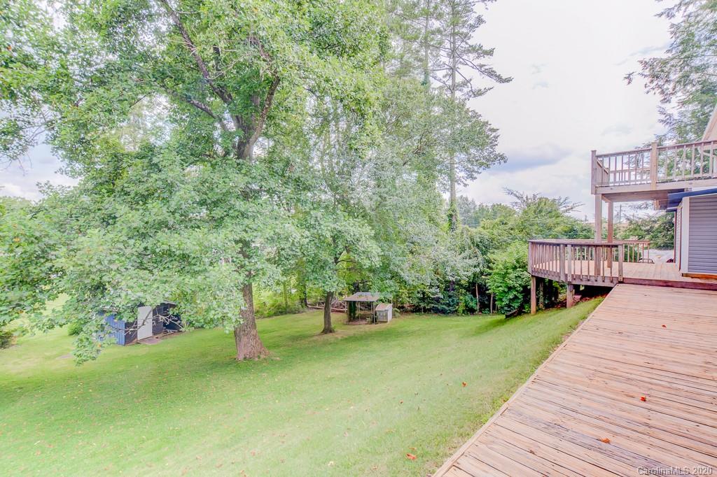66 Hawthorne Drive Brevard NC 28712