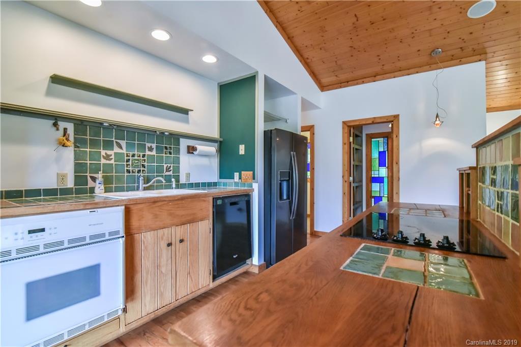 310 Burr Road Marshall NC 28753