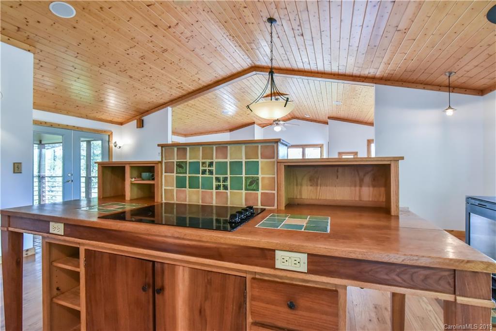 310 Burr Road Marshall NC 28753