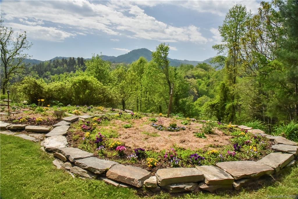310 Burr Road Marshall NC 28753