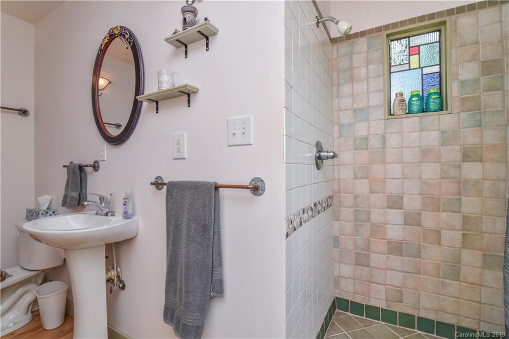 310 Burr Road Marshall NC 28753