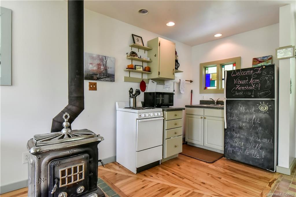 310 Burr Road Marshall NC 28753