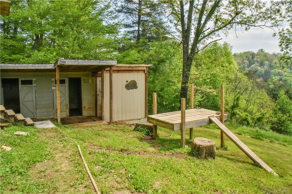310 Burr Road Marshall NC 28753