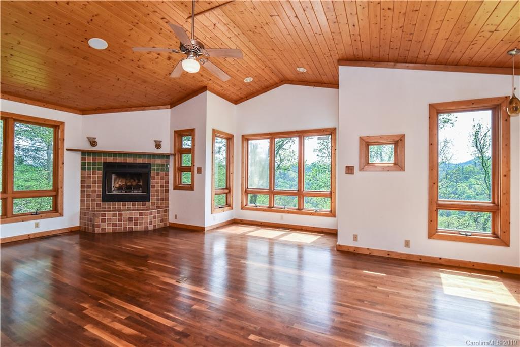 310 Burr Road Marshall NC 28753