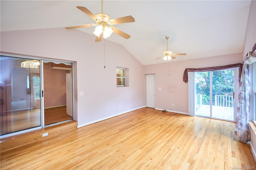 14 Lance Lane Asheville NC 28806