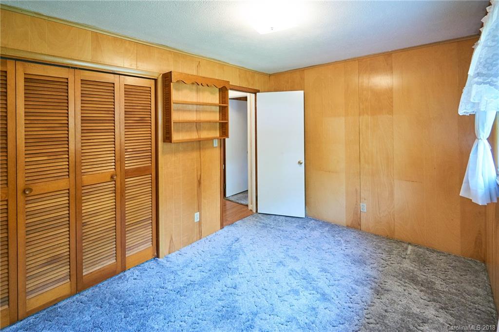 14 Lance Lane Asheville NC 28806