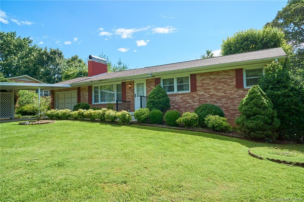 14 Lance Lane Asheville NC 28806