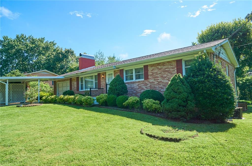 14 Lance Lane Asheville NC 28806