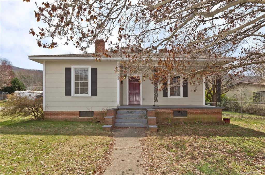 308 Richmond Avenue Swannanoa NC 28778