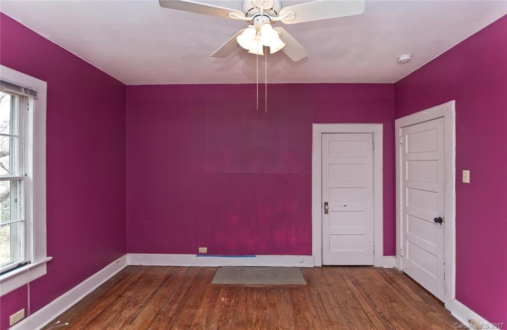 308 Richmond Avenue Swannanoa NC 28778