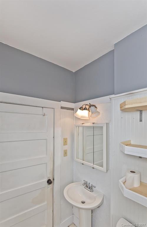 308 Richmond Avenue Swannanoa NC 28778