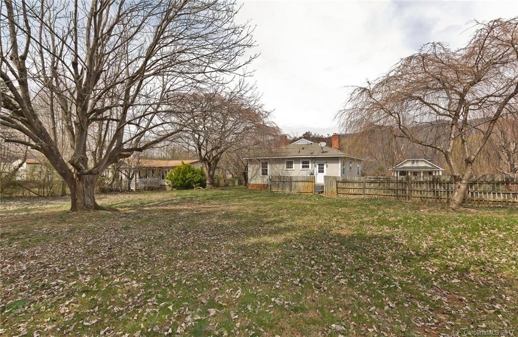 308 Richmond Avenue Swannanoa NC 28778