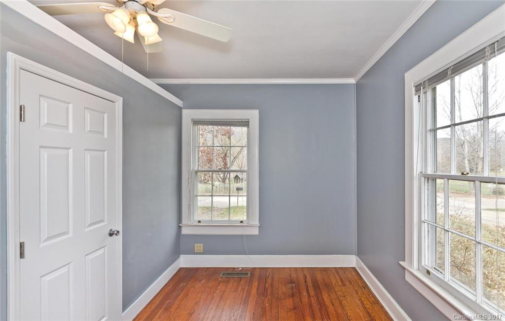 308 Richmond Avenue Swannanoa NC 28778