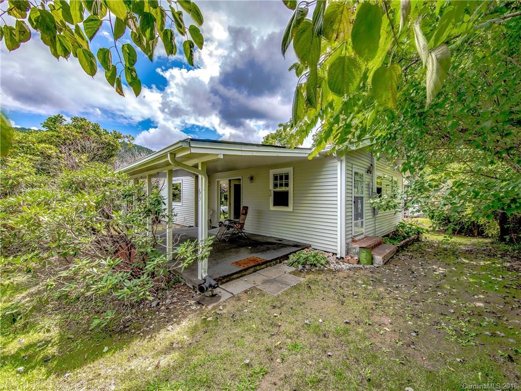 63 Sams Branch Road Candler NC 28715