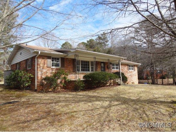 14 Braddock Way Asheville NC 28803