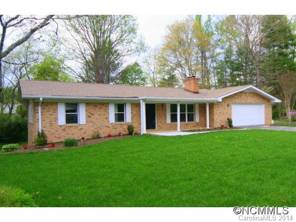 88 W. Sweetbriar Lane Etowah NC 28729