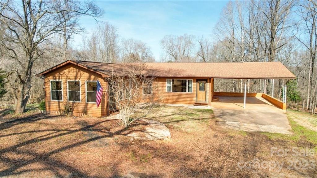 176 Country Woods Lane Statesville NC 28625