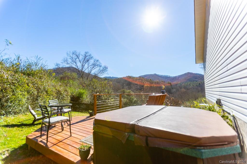 12 Ox Creek Road Weaverville NC 28787