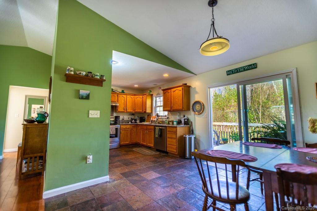 12 Ox Creek Road Weaverville NC 28787