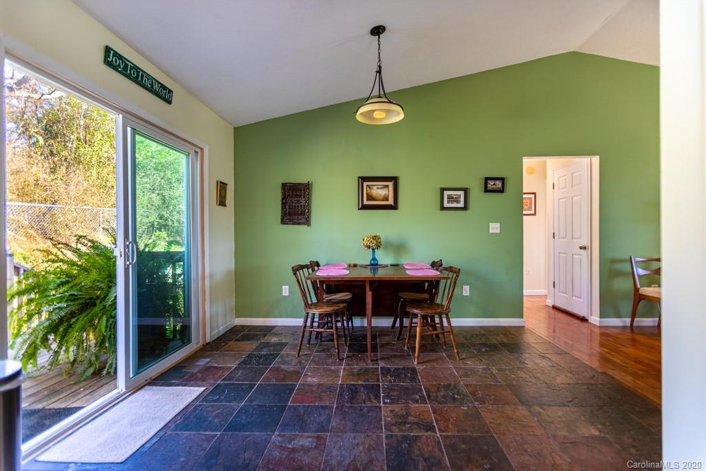 12 Ox Creek Road Weaverville NC 28787