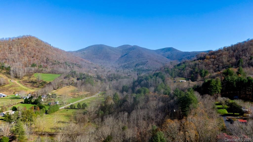 12 Ox Creek Road Weaverville NC 28787