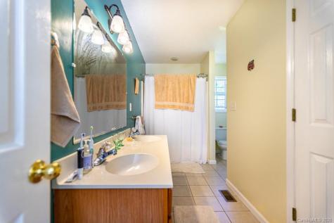 12 Ox Creek Road Weaverville NC 28787