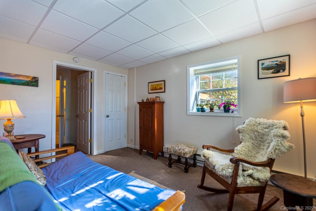 12 Ox Creek Road Weaverville NC 28787
