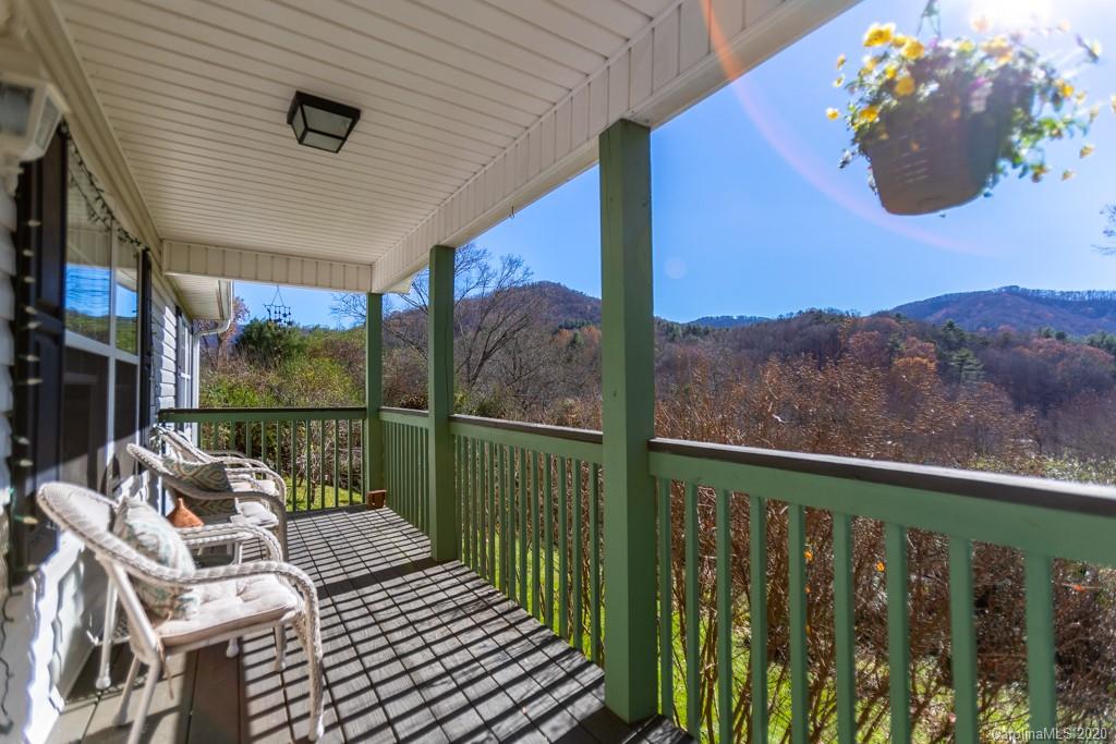 12 Ox Creek Road Weaverville NC 28787