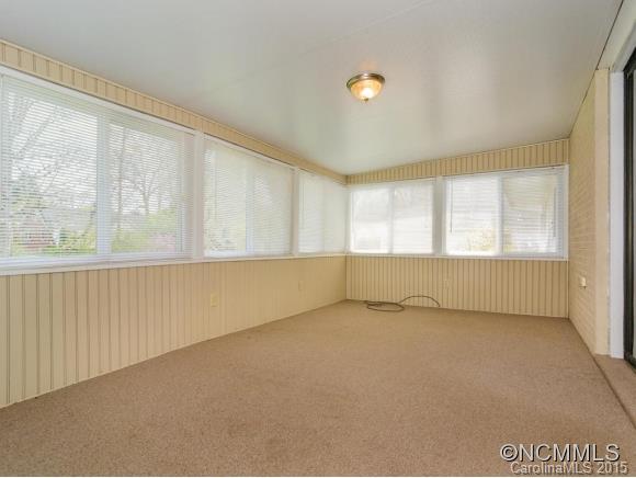 8 Ridgewood Avenue Weaverville NC 28787