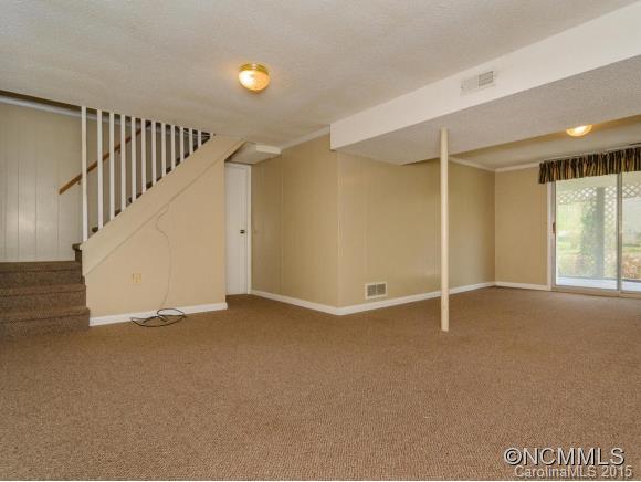8 Ridgewood Avenue Weaverville NC 28787