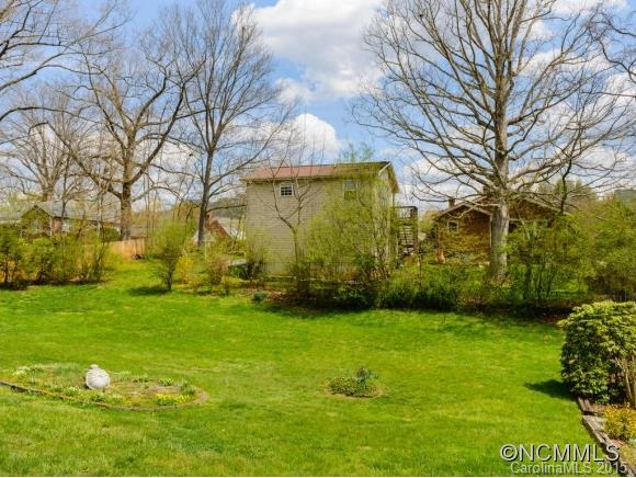 8 Ridgewood Avenue Weaverville NC 28787