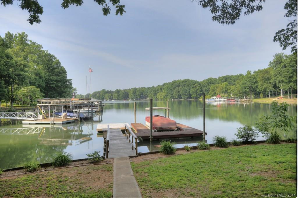 135 Baywatch Drive Mooresville NC 28117