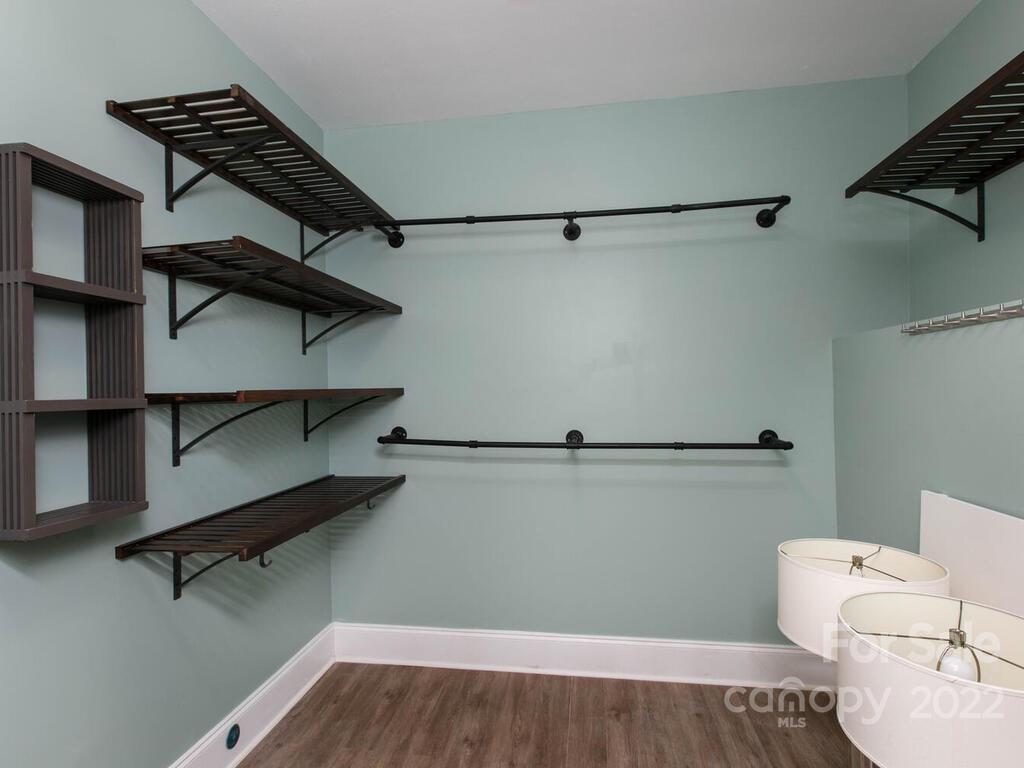 124 Willow Oak Drive Asheville NC 28805
