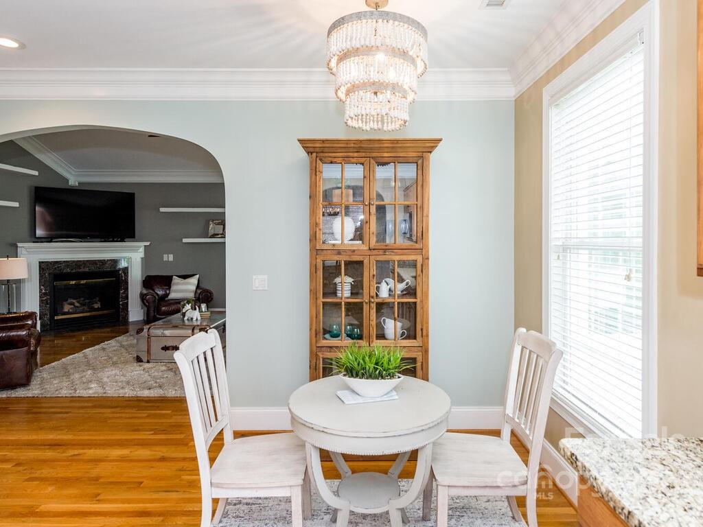 124 Willow Oak Drive Asheville NC 28805