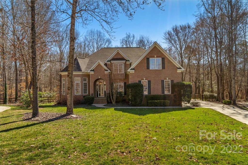 1910 Crestgate Drive Waxhaw NC 28173