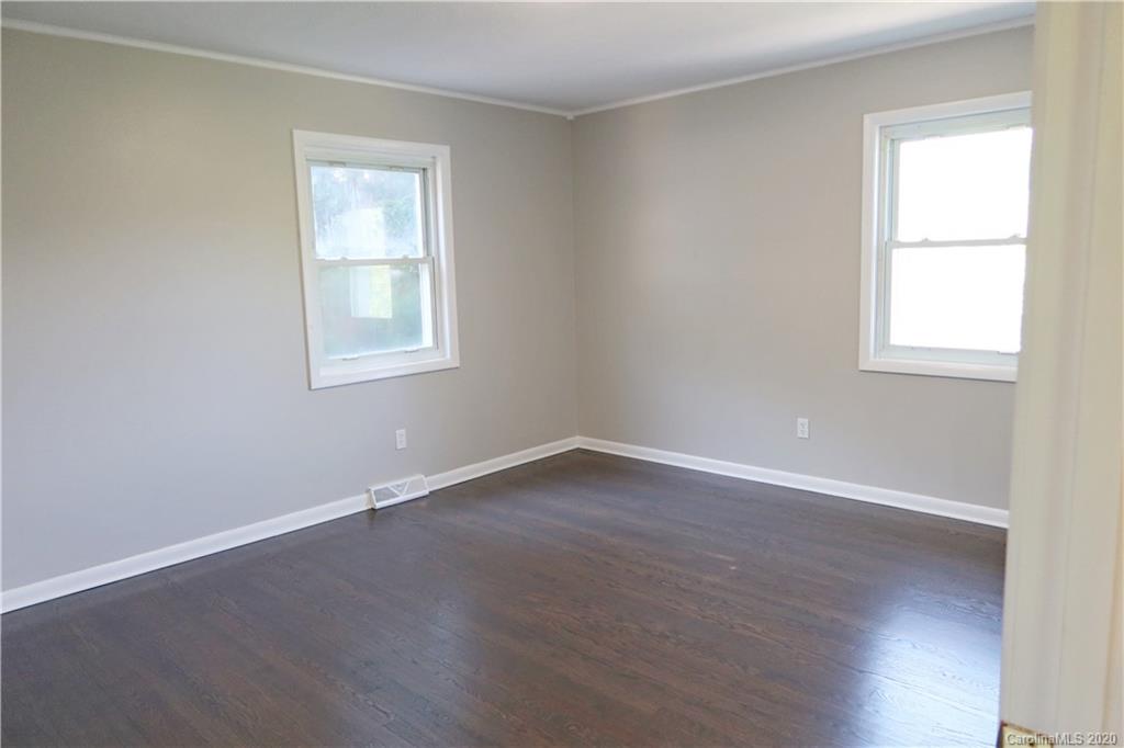 313 Mountain Crest Road Swannanoa NC 28778