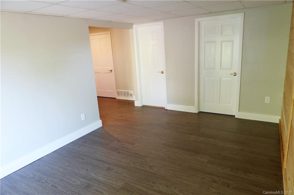 313 Mountain Crest Road Swannanoa NC 28778
