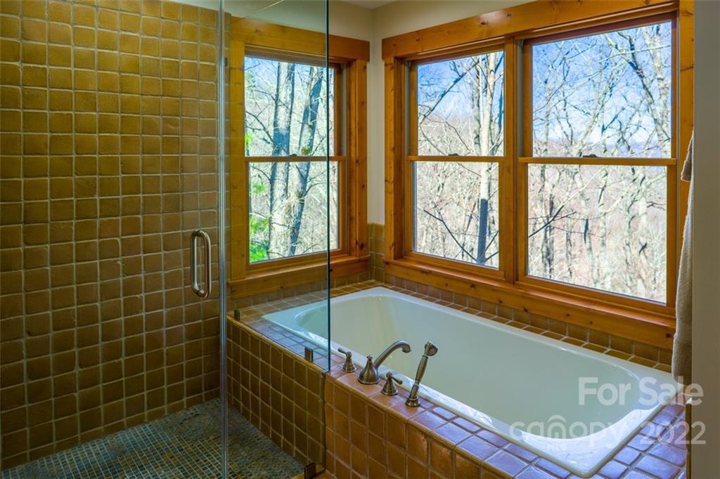 11 Stoney Ridge Lane Burnsville NC 28714