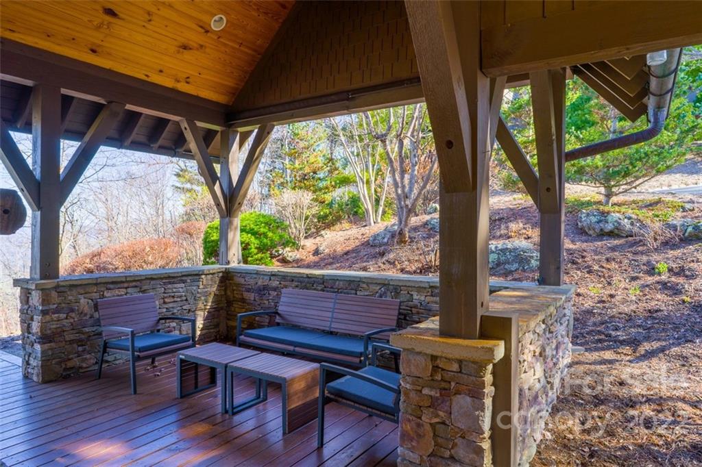 11 Stoney Ridge Lane Burnsville NC 28714