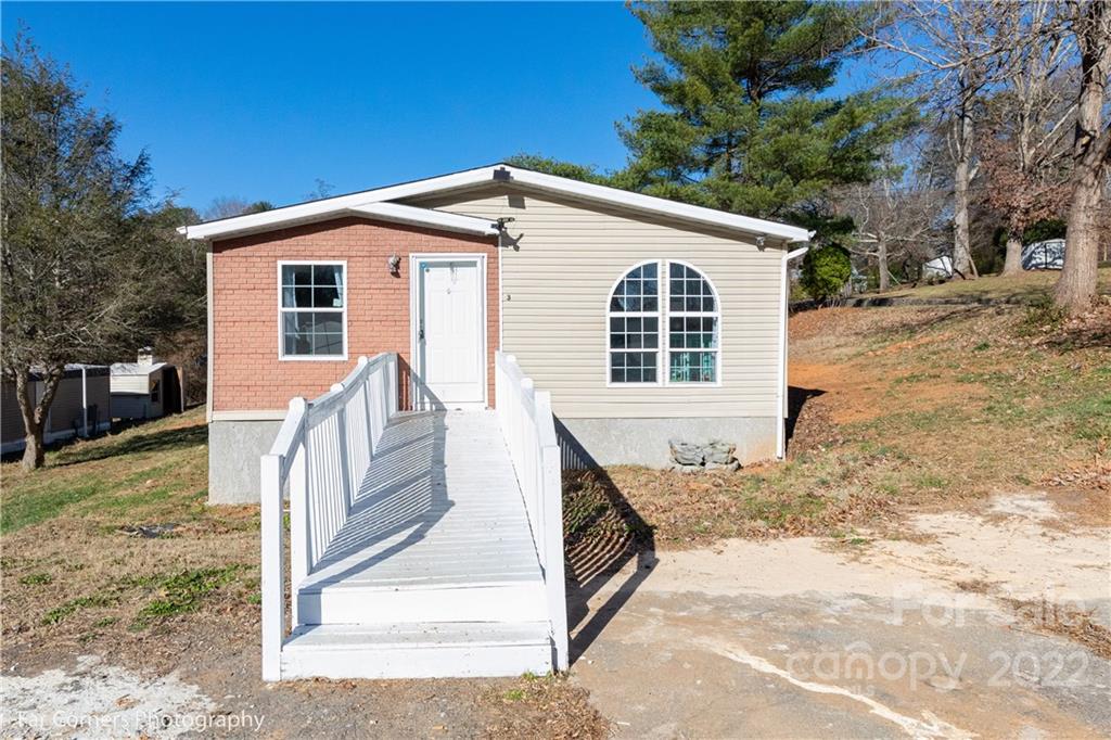 3 Miramar Drive Asheville NC 28806