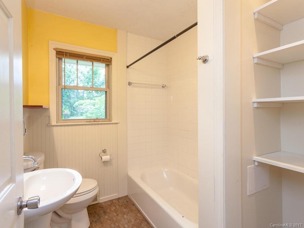 71 Linden Street Arden NC 28704